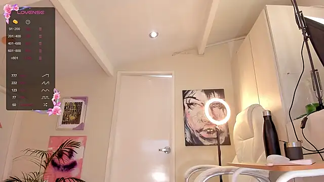 catalinasaiz online show from February 7, 2025, 1:22 pm