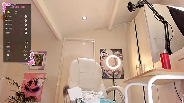 catalinasaiz online show from February 22, 2025, 3:47 pm