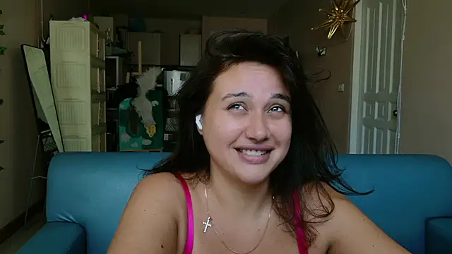 AminaCharm online show from November 17, 2025, 4:18 am