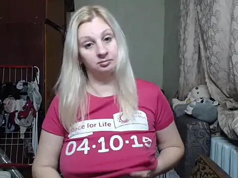 Snapshot of BustyBlond chatting on January 24, 2025, 2:51 pm BustyBlond online show from January 24, 2025, 2:51 pm