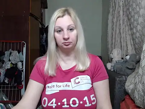 Snapshot of BustyBlond chatting on February 12, 2025, 3:49 pm BustyBlond online show from February 12, 2025, 3:49 pm