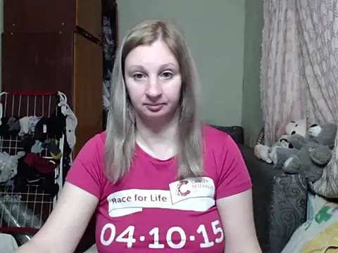 Snapshot of BustyBlond chatting on March 20, 2025, 4:09 pm BustyBlond online show from March 20, 2025, 4:09 pm