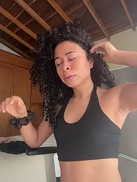 Snapshot of GabriSaenz chatting on February 21, 2026, 1:56 pm GabriSaenz online show from February 21, 2026, 1:56 pm