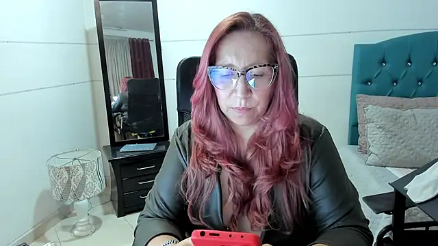 Snapshot of vaalery_sweet chatting on March 18, 2025, 11:31 pm vaalery sweet online show from March 18, 2025, 11:31 pm