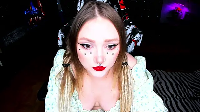 Snapshot of YourDyingBride chatting on January 23, 2025, 8:24 pm YourDyingBride online show from January 23, 2025, 8:24 pm