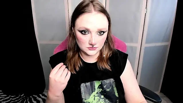 Snapshot of YourDyingBride chatting on October 18, 2025, 9:15 pm YourDyingBride online show from October 18, 2025, 9:15 pm