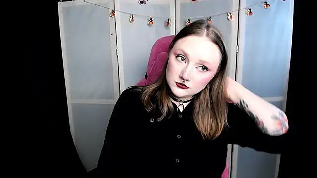 Snapshot of YourDyingBride chatting on November 4, 2025, 11:04 pm YourDyingBride online show from November 4, 2025, 11:04 pm