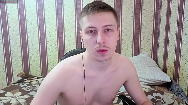 Snapshot of darienlarge chatting on January 12, 2026, 10:31 am darienlarge online show from January 12, 2026, 10:31 am