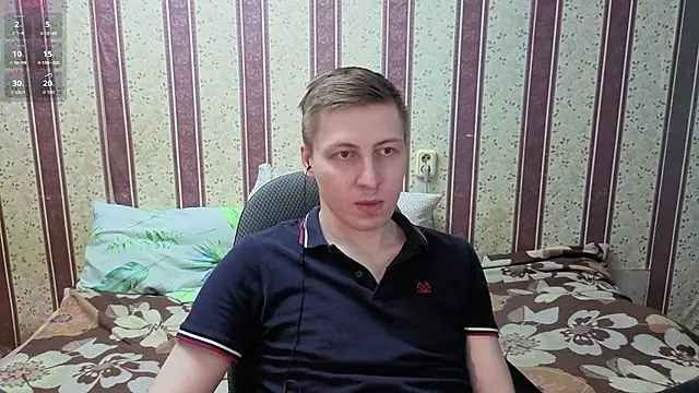 Snapshot of darienlarge chatting on February 7, 2026, 2:15 am darienlarge online show from February 7, 2026, 2:15 am