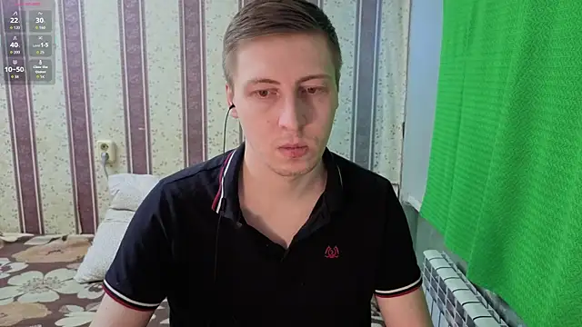 Snapshot of darienlarge chatting on February 19, 2026, 7:04 am darienlarge online show from February 19, 2026, 7:04 am