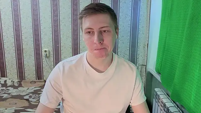 Snapshot of darienlarge chatting on February 25, 2026, 8:57 am darienlarge online show from February 25, 2026, 8:57 am