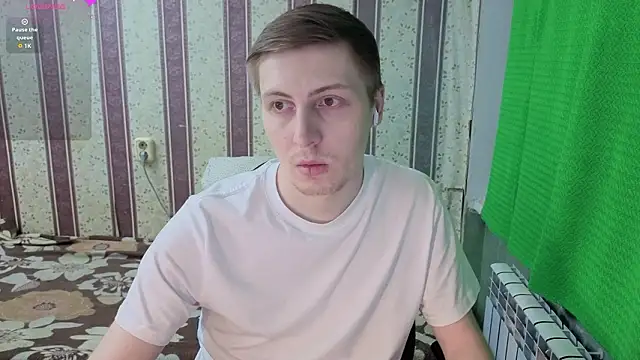 Snapshot of darienlarge chatting on February 28, 2026, 3:02 pm darienlarge online show from February 28, 2026, 3:02 pm