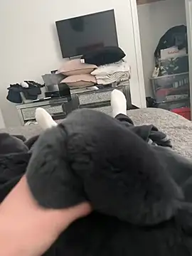 Snapshot of Furdale chatting on February 28, 2025, 11:36 am Furdale online show from February 28, 2025, 11:36 am