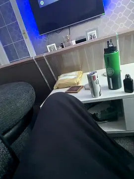 Snapshot of Furdale chatting on September 11, 2025, 5:46 pm Furdale online show from September 11, 2025, 5:46 pm