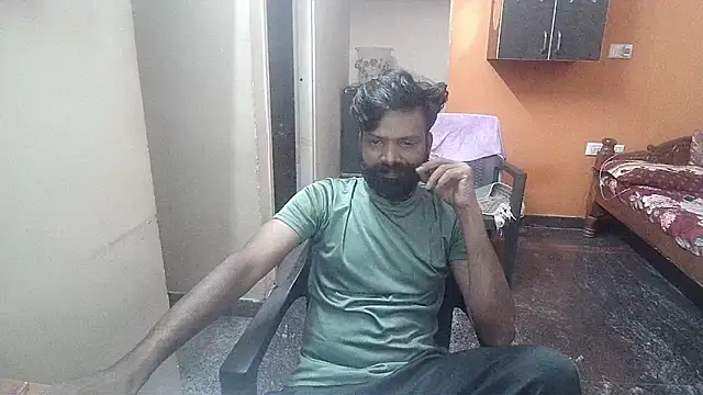 Snapshot of Indiaguy4u chatting on December 12, 2024, 2:44 pm Indiaguy4u online show from December 12, 2024, 2:44 pm