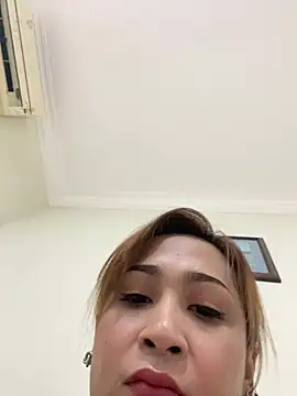 Snapshot of Sanieku chatting on March 4, 2026, 6:25 pm Sanieku online show from March 4, 2026, 6:25 pm