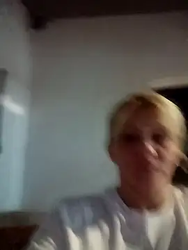 Nicolle Milf online show from December 22, 2024, 2:28 am