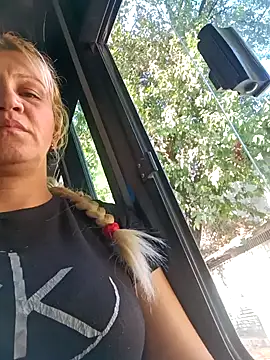 Nicolle Milf online show from January 31, 2025, 9:26 pm