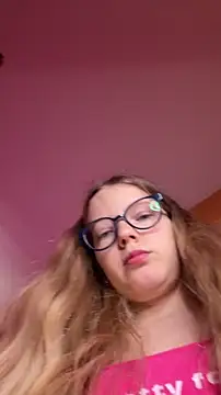 -veranito- online show from March 29, 2026, 8:09 pm