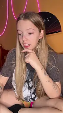 Snapshot of -veranito- chatting on April 22, 2026, 3:09 am -veranito- online show from April 22, 2026, 3:09 am
