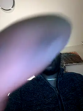 Snapshot of KingB8r chatting on September 25, 2025, 2:59 am KingB8r online show from September 25, 2025, 2:59 am