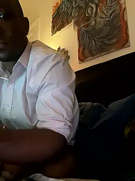 Snapshot of KingB8r chatting on October 4, 2025, 11:58 pm KingB8r online show from October 4, 2025, 11:58 pm