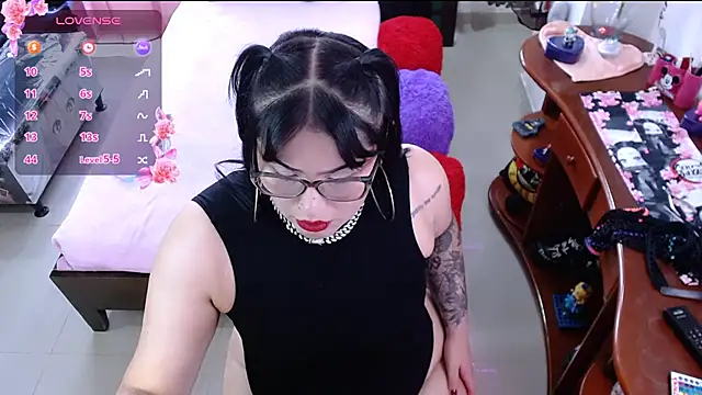 Snapshot of lufek23 chatting on February 28, 2025, 5:26 pm lufek23 online show from February 28, 2025, 5:26 pm