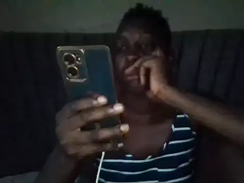 Snapshot of Dizzydose chatting on May 30, 2026, 3:47 am Dizzydose online show from May 30, 2026, 3:47 am