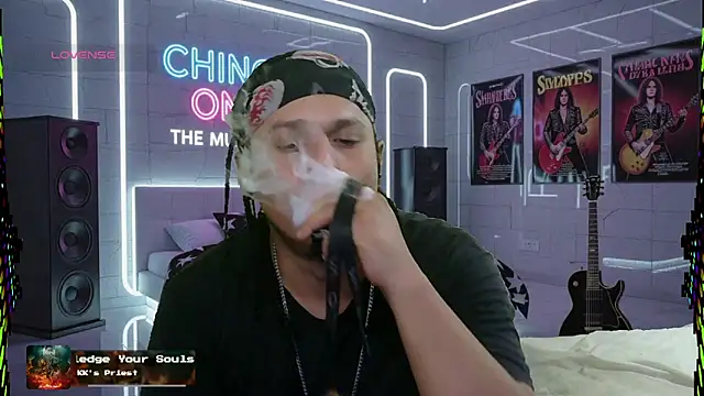 chino roz online show from October 16, 2025, 11:50 pm