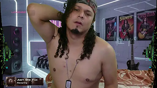 chino roz online show from October 21, 2025, 8:48 am