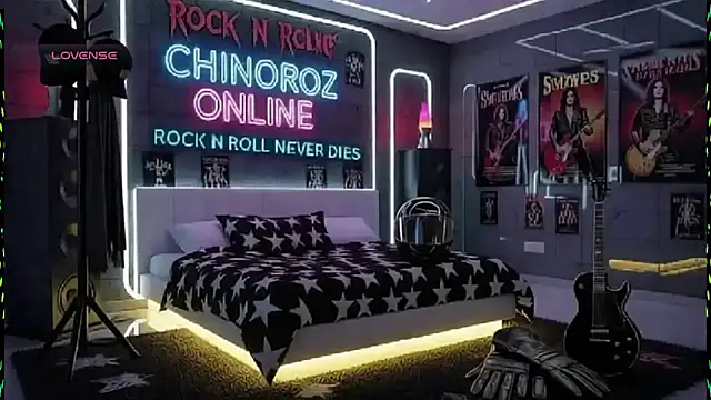 Snapshot of chino_roz chatting on January 6, 2026, 9:18 pm chino roz online show from January 6, 2026, 9:18 pm