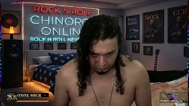 Snapshot of chino_roz chatting on February 23, 2026, 10:23 am chino roz online show from February 23, 2026, 10:23 am