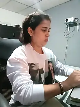 Latina sexy1 online show from February 21, 2025, 11:43 pm