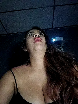 Latina sexy1 online show from September 28, 2025, 3:12 am