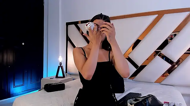 Snapshot of Aron_cruz chatting on March 4, 2026, 1:39 pm Aron cruz online show from March 4, 2026, 1:39 pm