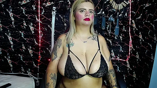 mia boobs hot online show from October 5, 2025, 1:37 am