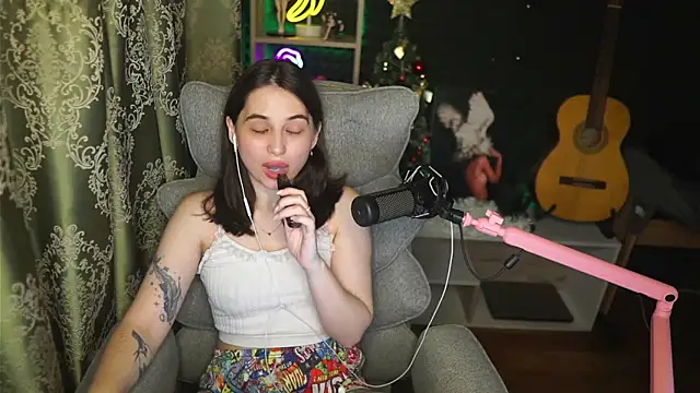 Snapshot of delicatedBailey chatting on July 31, 2026, 11:48 pm delicatedBailey online show from July 31, 2026, 11:48 pm