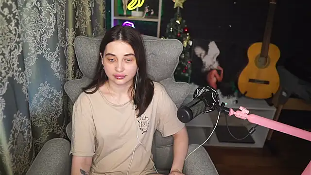 Snapshot of delicatedBailey chatting on August 5, 2026, 4:48 am delicatedBailey online show from August 5, 2026, 4:48 am
