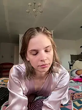 LeyaJohnson online show from October 16, 2025, 1:45 pm