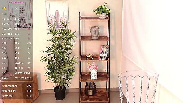 Sassy--Girl online show from February 13, 2025, 6:38 pm