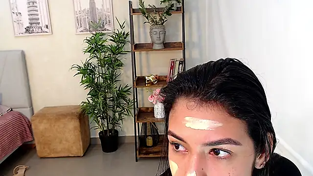 Sassy--Girl online show from February 14, 2025, 6:51 pm