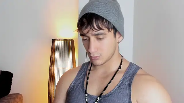 AlexRivera6 online show from November 20, 2025, 7:13 pm