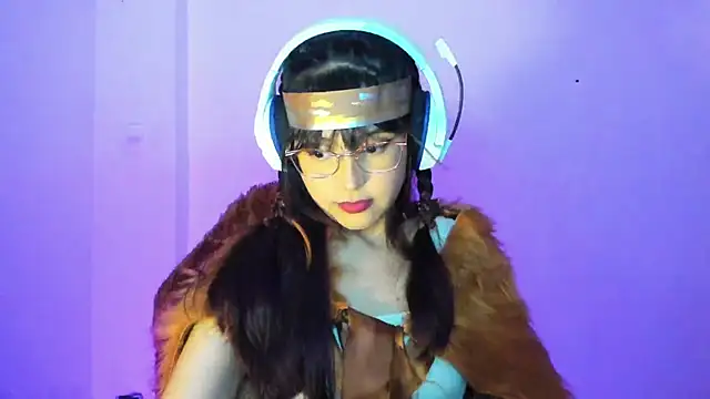 Snapshot of Little_Lisy chatting on December 1, 2025, 5:01 am Little Lisy online show from December 1, 2025, 5:01 am