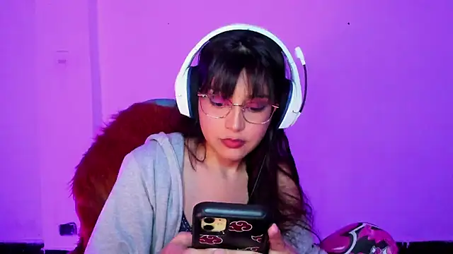 Snapshot of Little_Lisy chatting on December 3, 2025, 4:09 am Little Lisy online show from December 3, 2025, 4:09 am