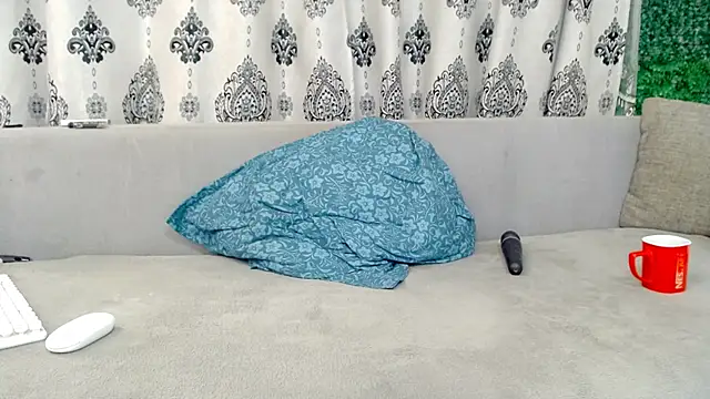 Snapshot of sweetdaiana23 chatting on February 3, 2026, 1:37 am sweetdaiana23 online show from February 3, 2026, 1:37 am