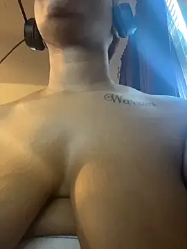 nickytheehawtie online show from March 12, 2026, 5:08 pm