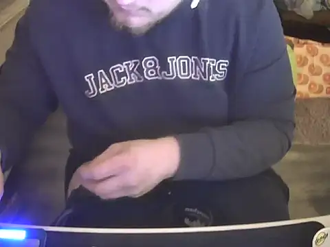 ChubbyTeen2003 online show from December 22, 2025, 6:54 am