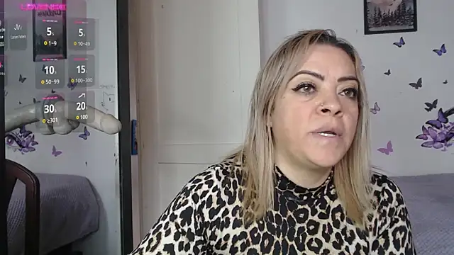 LIila28six online show from January 28, 2025, 4:41 pm