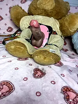 Snapshot of Kayyummy98 chatting on January 7, 2026, 1:41 am Kayyummy98 online show from January 7, 2026, 1:41 am