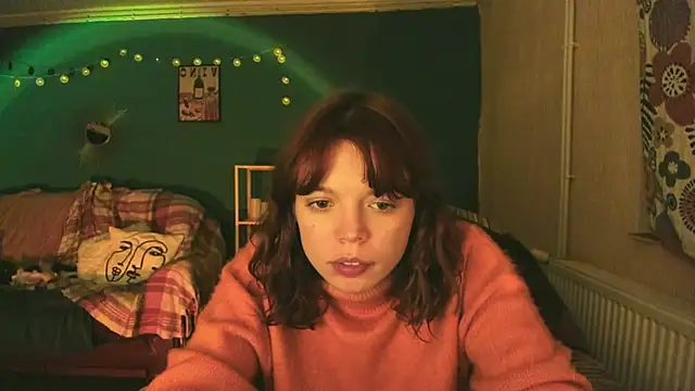 Snapshot of ClancyMorissey chatting on February 19, 2025, 2:23 am ClancyMorissey online show from February 19, 2025, 2:23 am